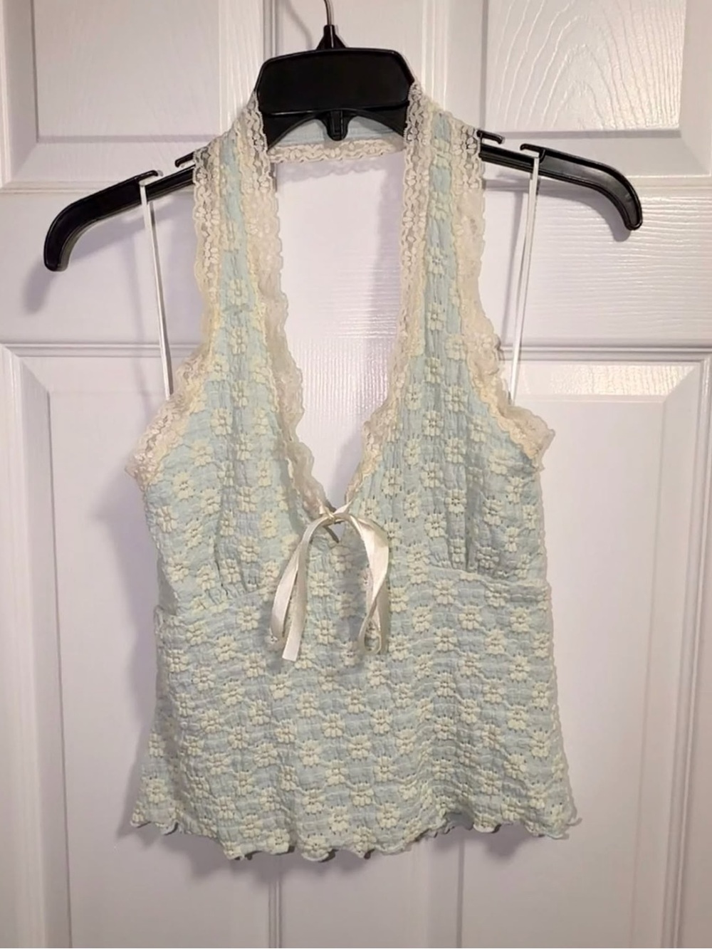 Lace-Trim Floral Halter Top - Cream & Light Blue